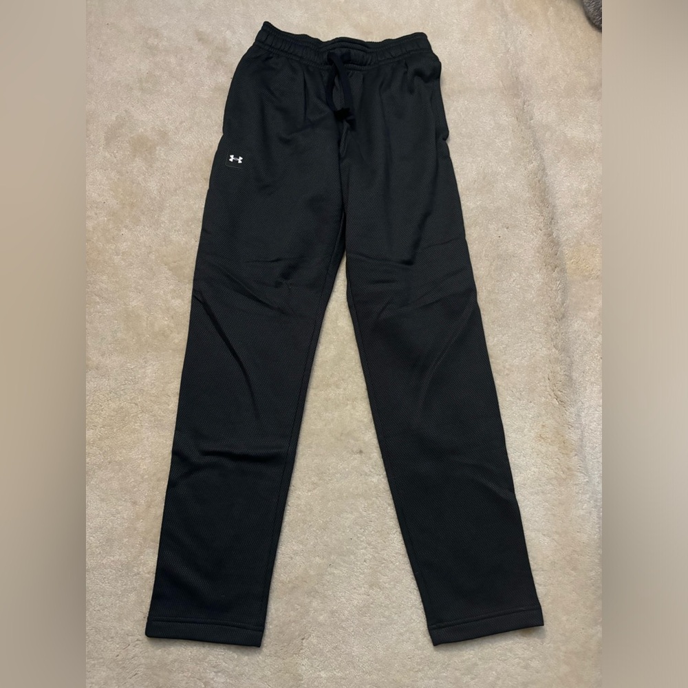 Men’s small under armour sweatpants